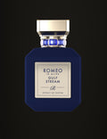 Gulf Stream, extrait de parfum Romeo is Alive : flacon en velours bleu nuit, bouchon doré, bague sertie de pierres bleues et plaque dorée gravée